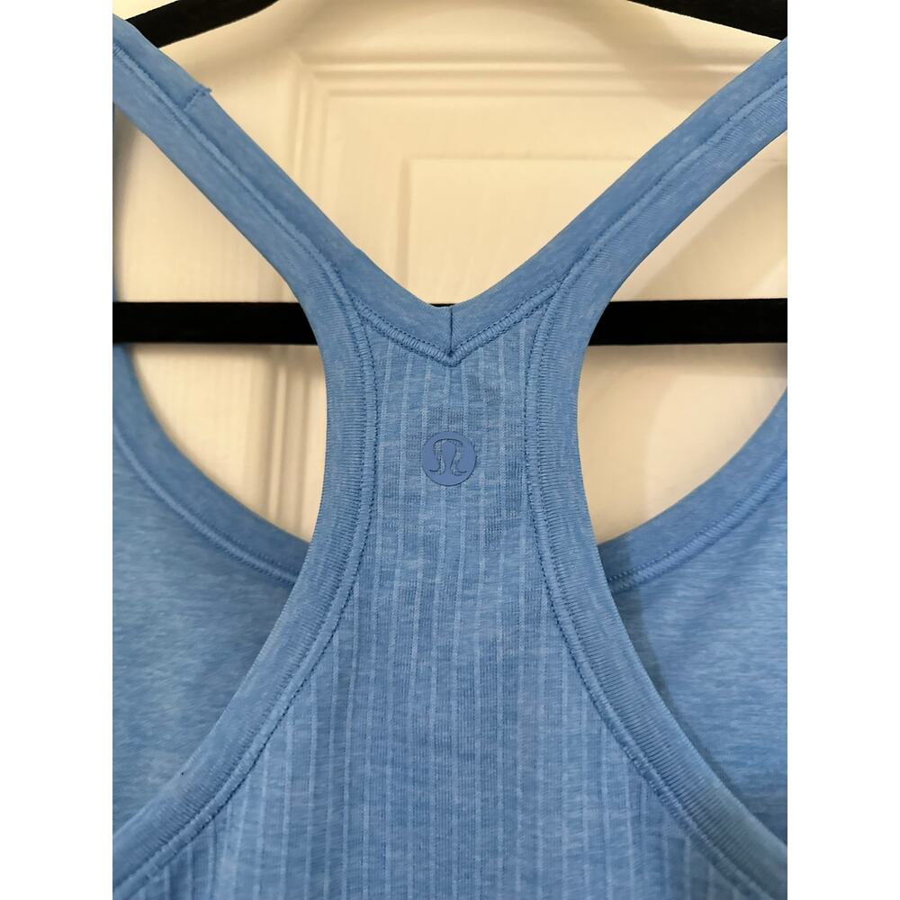 NWT Lululemon Sz 10 Ebb to Street Tank Top in Pool Party $68 MSRP - Picture 7 of 8